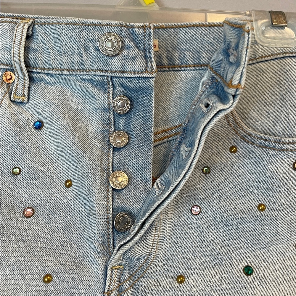 Levi's jean shorts w/jewels - Picture 4 of 6